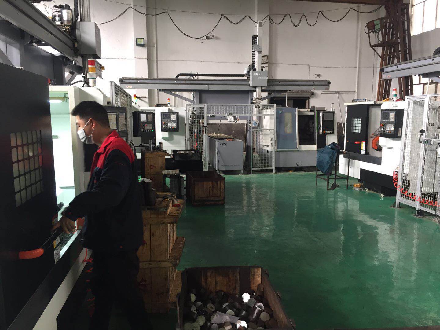 NOVO의 공장은 전염병 상황에서 다시 작업을 시작했습니다